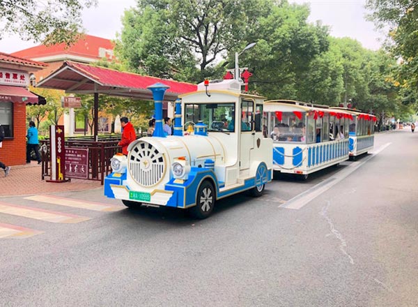 綠爵電動觀光火車