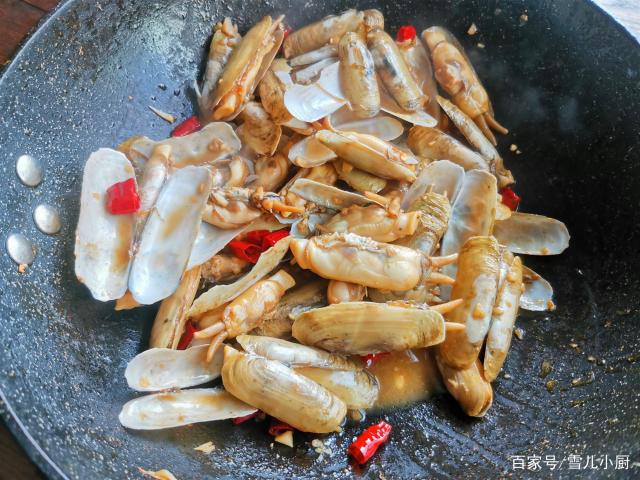 這個海鮮被稱作“小人仙”,肉質肥美,用這個方法做,一盤不夠吃 這個海鮮被稱作“小人仙”,肉質肥美,用這個方法做,一盤不夠吃